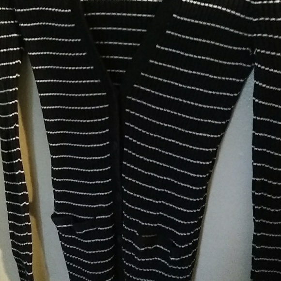 Sweater - Picture 2 of 4